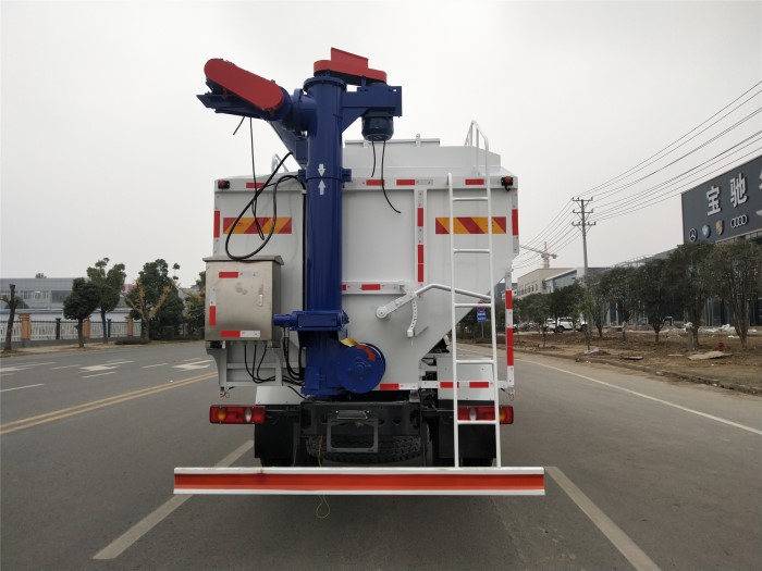 東風天錦22方（11噸）電動飼料車